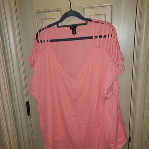 Torrid Womens Plus sz 2X open shoulder blouse shirt Short sleeves